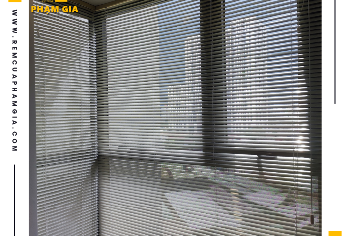 Lắp Đặt Rèm Sáo Nhôm Tại Chung Cư Dlusso