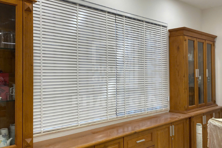 LẮP ĐẶT RÈM SÁO GỖ TRẮNG TẠI BÌNH TRƯNG ĐÔNG, QUẬN 2