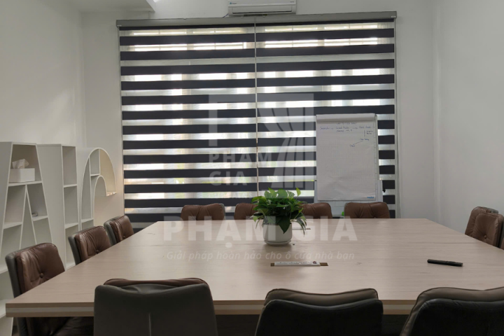 LẮP ĐẶT RÈM CẦU VỒNG TẠI BÀU CÁT 3 , QUẬN TÂN BÌNH