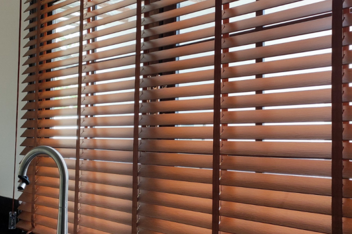 LẮP ĐẶT FULL RÈM CỬA TẠI HÓC MÔN