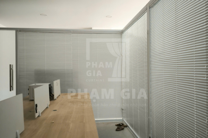 LẮP ĐẶT RÈM SÁO NHÔM TẠI NGUYỄN VĂN LINH QUẬN 7