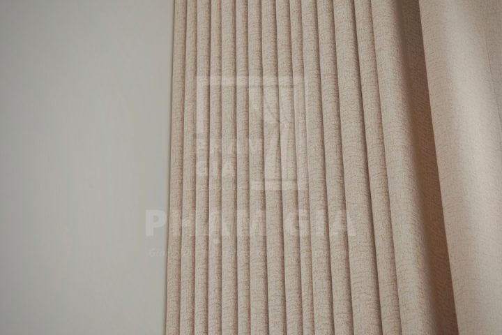 Đầu Tư Rèm: Cách Tạo Không Gian Ngủ "Màn Đêm" Giữa Ban Ngày