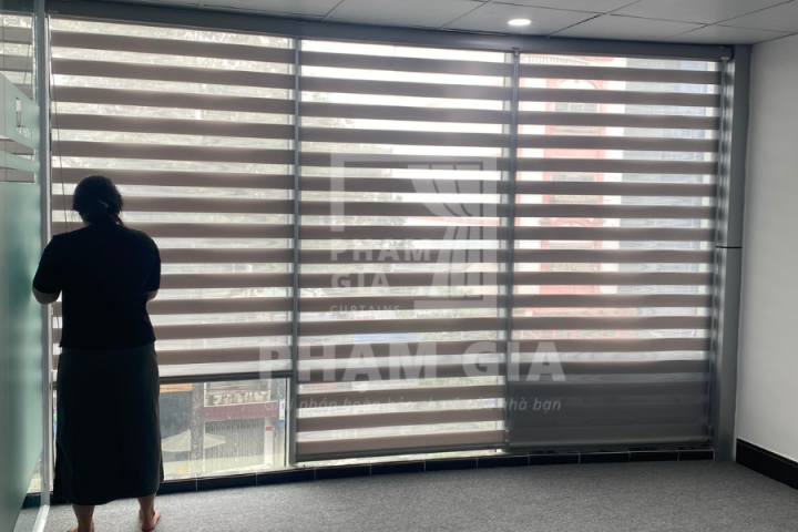 LẮP ĐẶT RÈM CẦU VỒNG TẠI AN DƯƠNG VƯƠNG, QUẬN 5