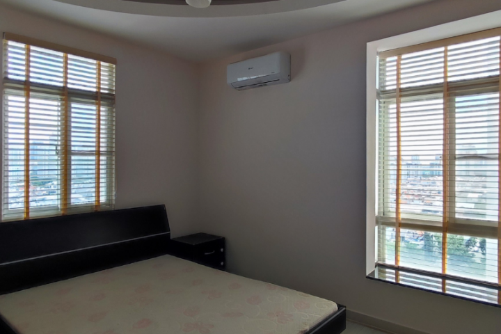 Lắp đặt rèm sáo gỗ