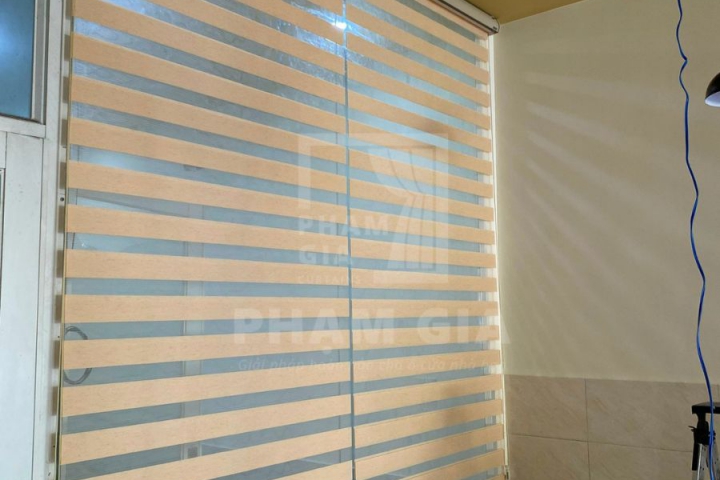 LẮP ĐẶT RÈM CỬA 