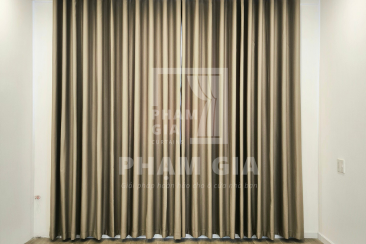 LẮP ĐẶT RÈM VẢI TẠI CHUNG CƯ H2, HOÀNG DIỆU, QUẬN 4