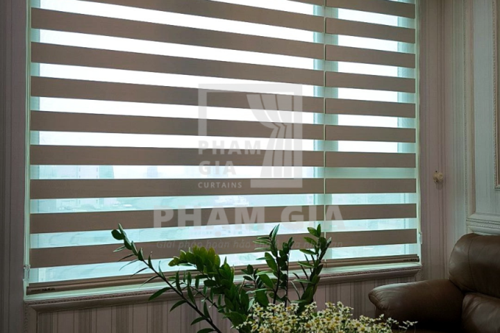 LẮP ĐẶT RÈM CẦU VỒNG TẠI LÉMAN LUXURY, QUẬN 3