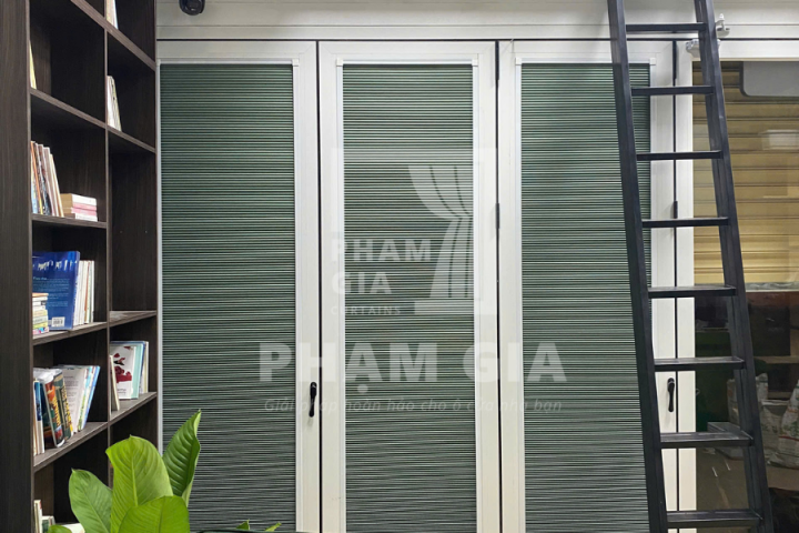 LẮP ĐẶT RÈM TỔ ONG TẠI THE COFFEE LULA'S HOUSE QUẬN 8