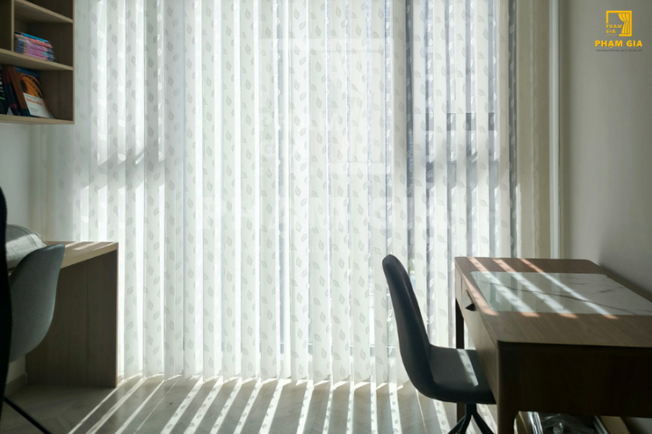 Vẻ đẹp uyển chuyển của rèm lá đứng - Dream Curtains