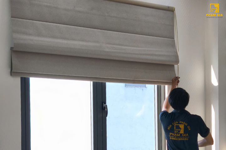Cách chọn phụ kiện rèm roman đúng cách