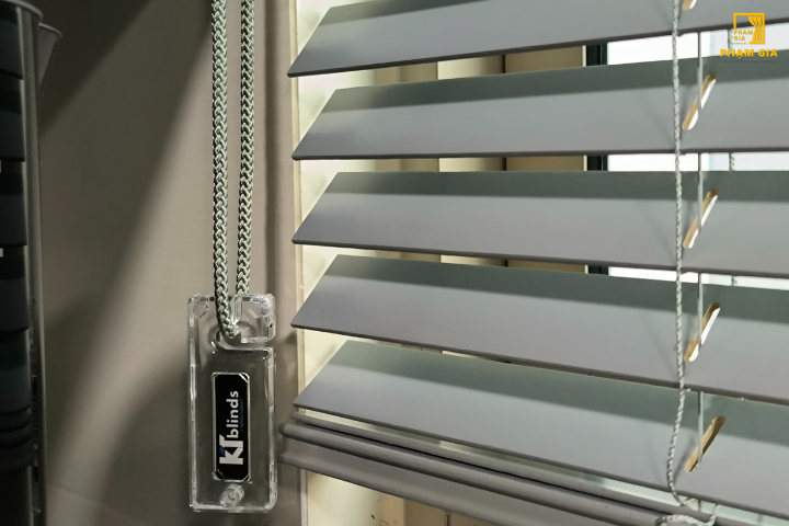 Miễn phí bảo hành đối với rèm sáo gỗ