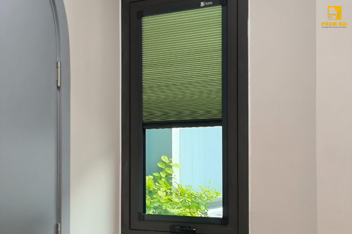 Dịch Vụ Lắp Đặt Rèm Tổ Ong Chuyên Nghiệp Tại Quận 2