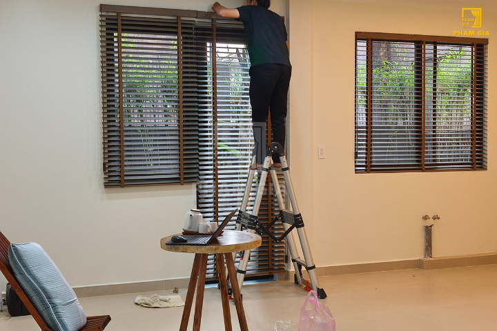 Hướng dẫn cách tháo lắp rèm cửa an toàn, nhanh chóng tại nhà