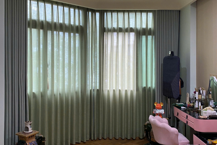Giải Pháp Rèm Vải Hoàn Hảo Cho Nhà Phố Việt