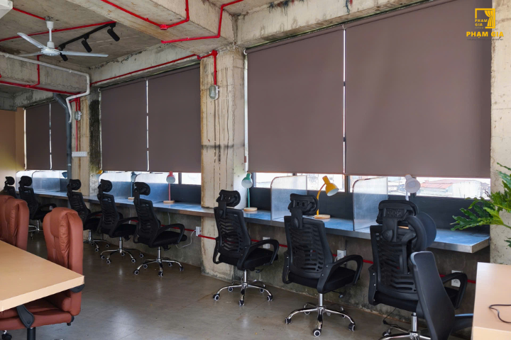 Mẫu rèm cuốn hệ kéo dây thông dụng