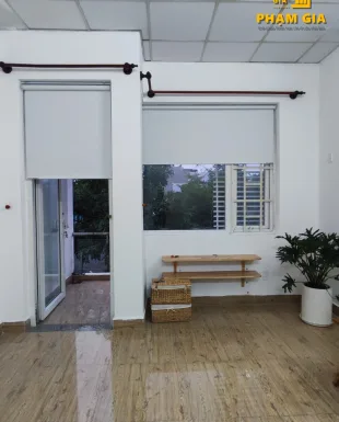 Lắp đặt rèm cuốn