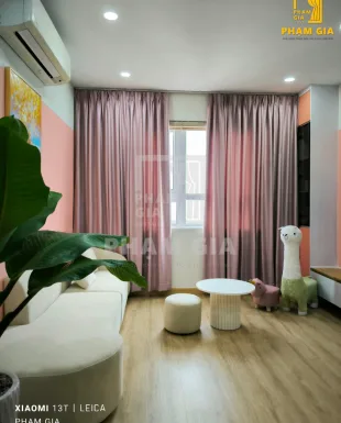 LẮP ĐẶT RÈM VẢI MÀU HỒNG