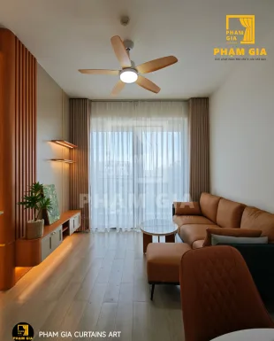 DỰ ÁN LẮP ĐẶT RÈM VẢI 2 LỚP VÀ RÈM SÁO GỖ CHO KHÁCH HÀNG TẠI LUMIERE BOULEVARD-THÁP BANYAN, VINHOME GRAND PARK, TP. HỒ CHÍ MINH