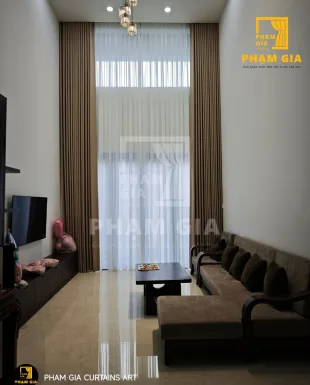 DỰ ÁN LẮP ĐẶT RÈM VẢI 2 LỚP, RÈM SAO GỖ VÀ RÈM CẦU VỒNG CHO KHÁCH HÀNG TẠI PHẠM VĂN BẠCH, TÂN BÌNH, TP. HỒ CHÍ MINH