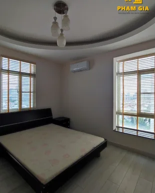Lắp đặt rèm sáo gỗ