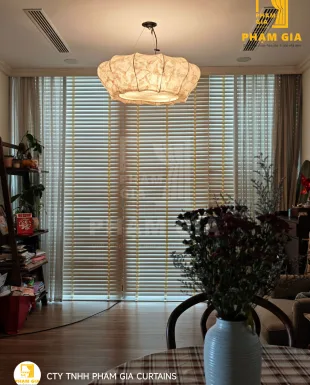 DỰ ÁN LẮP ĐẶT RÈM SÁO GỖ TẠI CHUNG CƯ ECO GREEN SAIGON, NGUYỄN VĂN LINH, TÂN THUẬN, TP.HCM