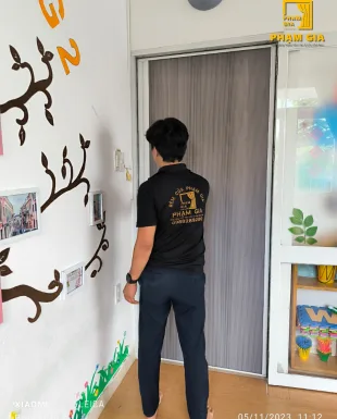 Lắp Đặt Vách Ngăn Tổ Ong - Trường Mầm Non Little Bean