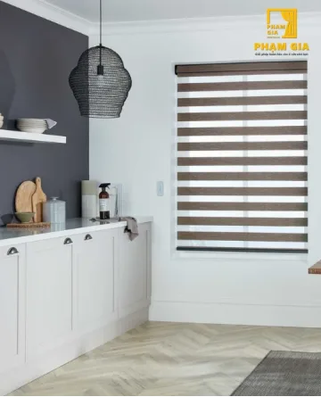 RÈM CẦU VỒNG CHỐNG NẮNG SANKAKU - MÃ 007