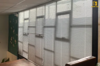 Ưu điểm của rèm sáo nhôm cho nhà phố