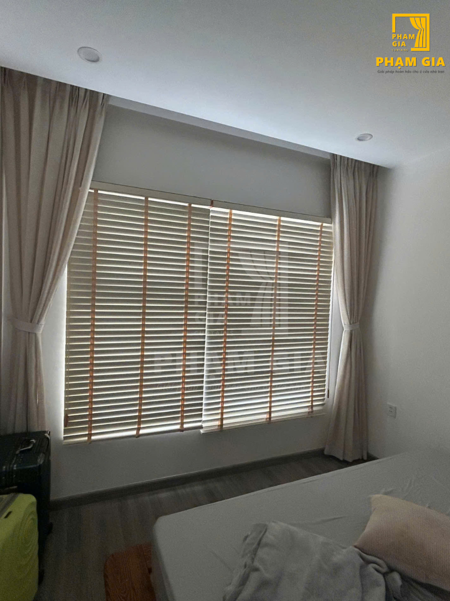 lap-dat-rem-cua-tai-bs7-vinhomes-grand-park-tp-thu-duc