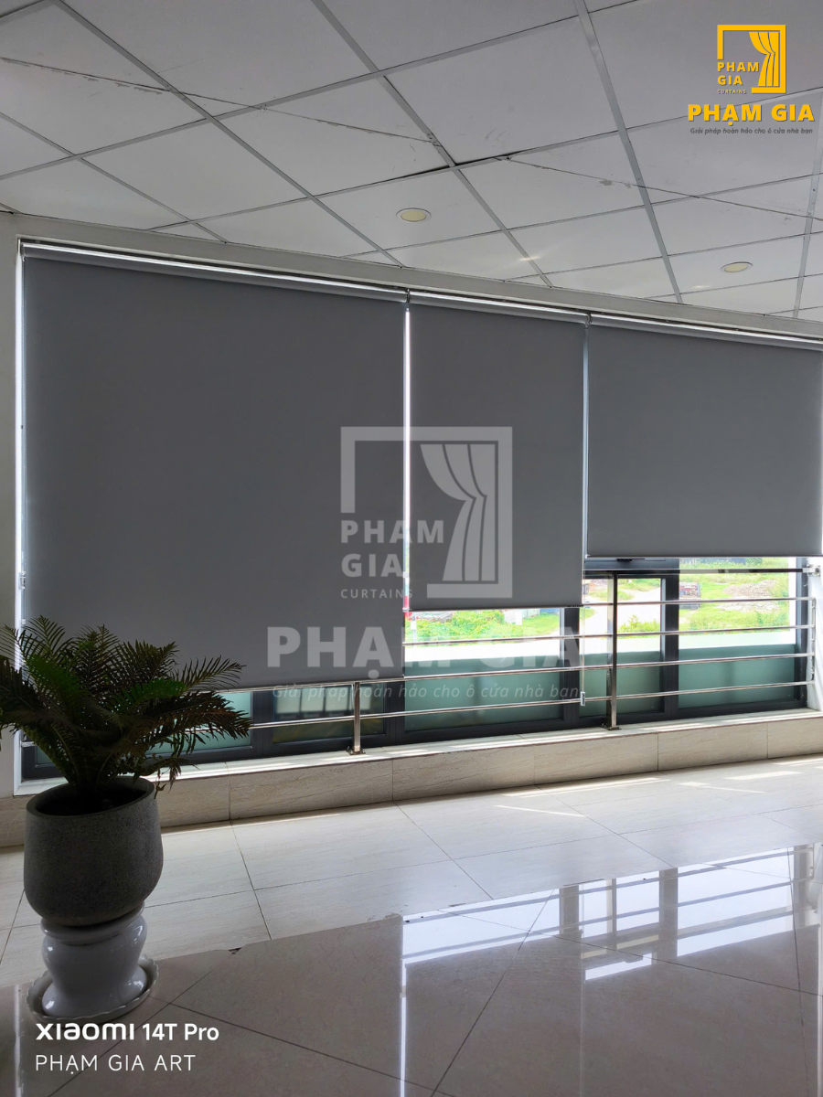 lap-dat-rem-cuon-van-phong-tai-phuoc-long-tp-hcm