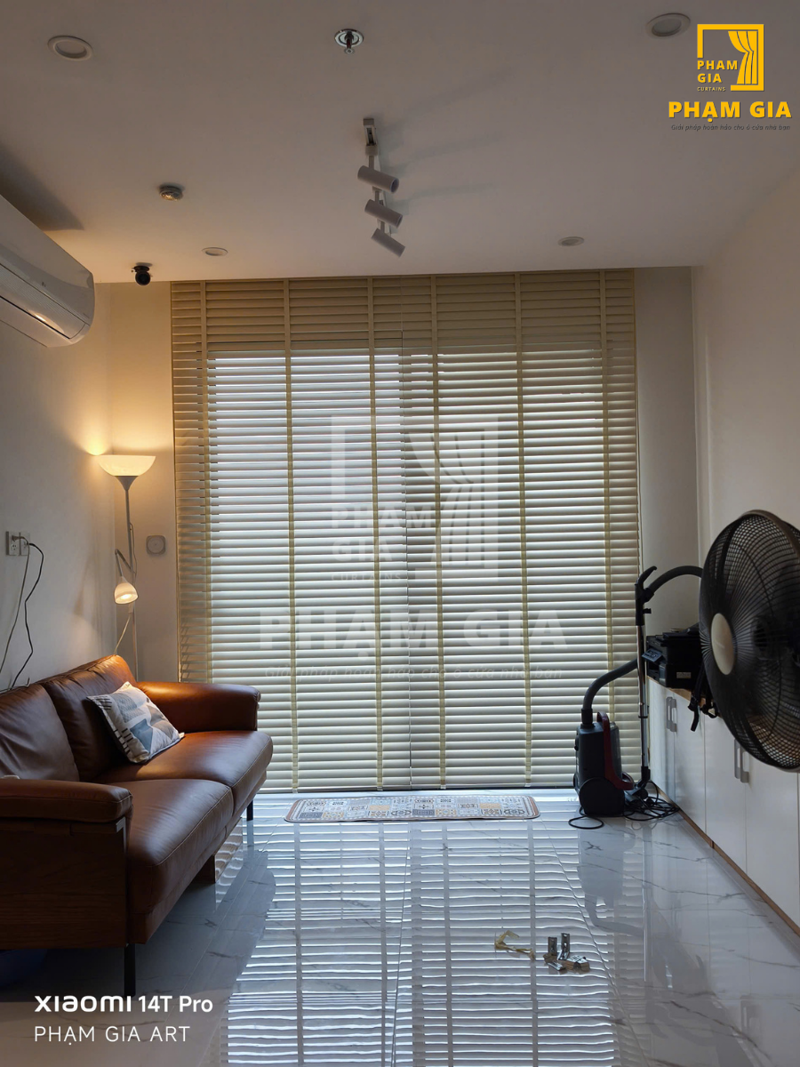 lap-dat-rem-cua-tai-bs10-vinhomes-grand-park-quan-9