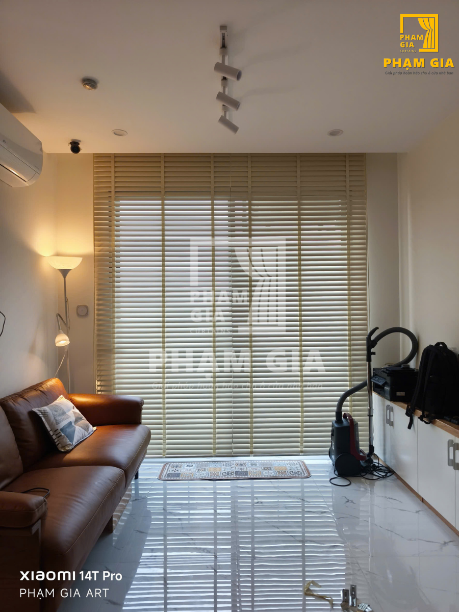 lap-dat-rem-cua-tai-bs10-vinhomes-grand-park-quan-9