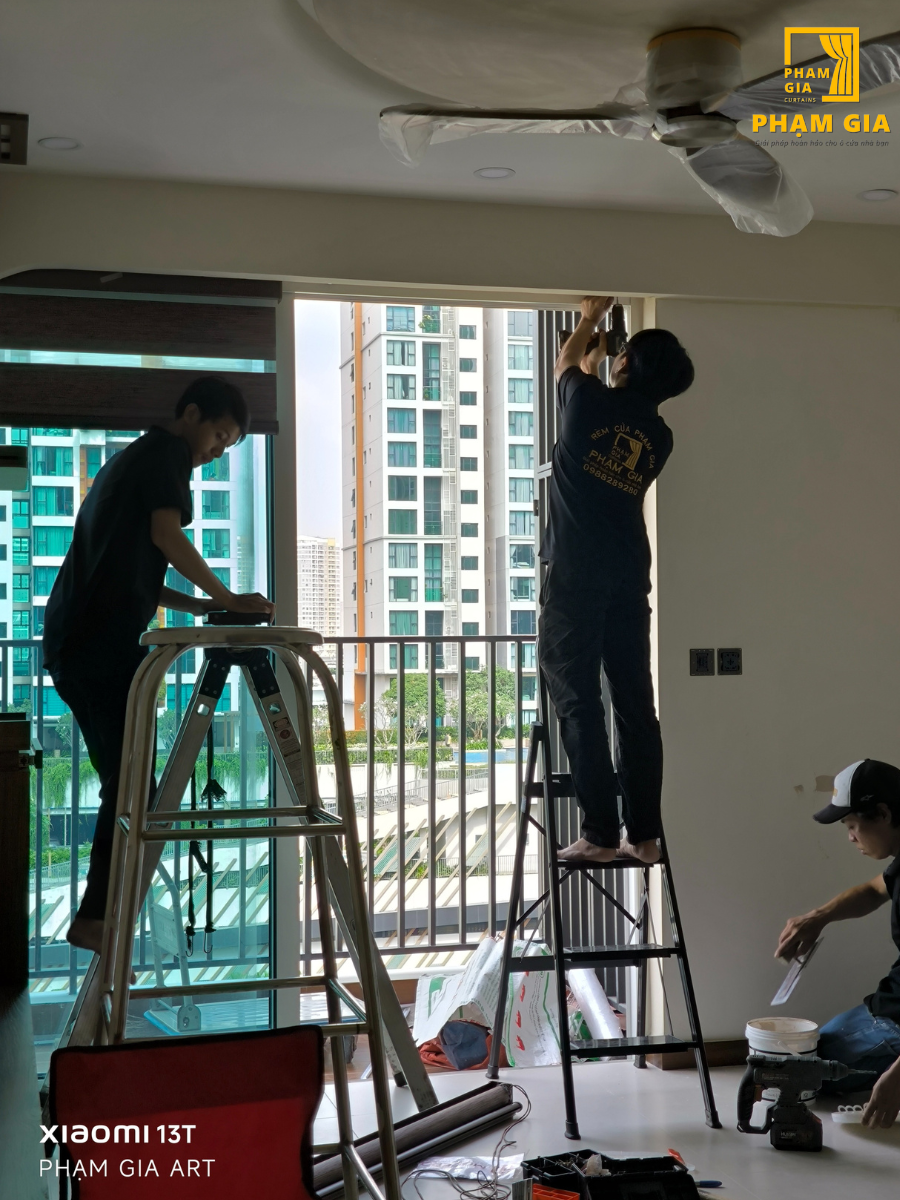 lap-dat-rem-cua-tai-vista-verde-nguyen-thanh-son-thanh-my-loi