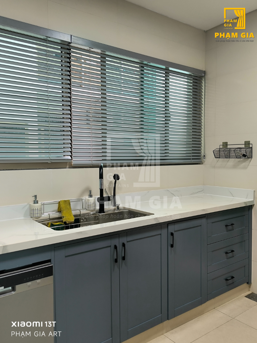 mien-phi-bao-hanh-doi-voi-rem-sao-go