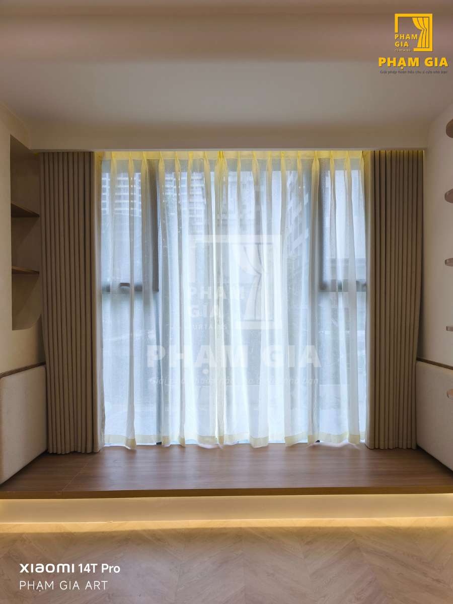 lap-dat-rem-cua-tai-lumiere-boulevard-toa-angelice-vinhomes-grand-park-tp-hcm