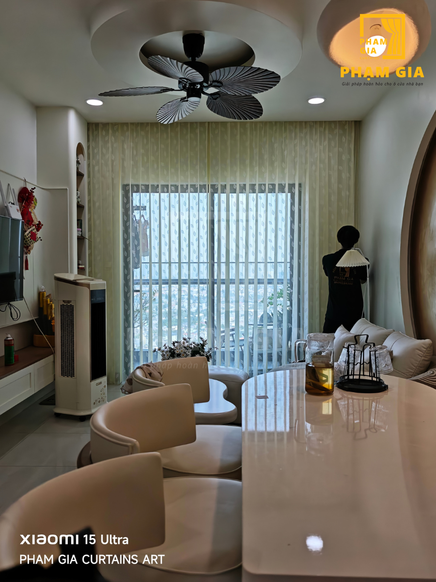 LẮP ĐẶT RÈM CẦU VỒNG VÀ RÈM VẢI TẠI HT PEARL APARTMENT