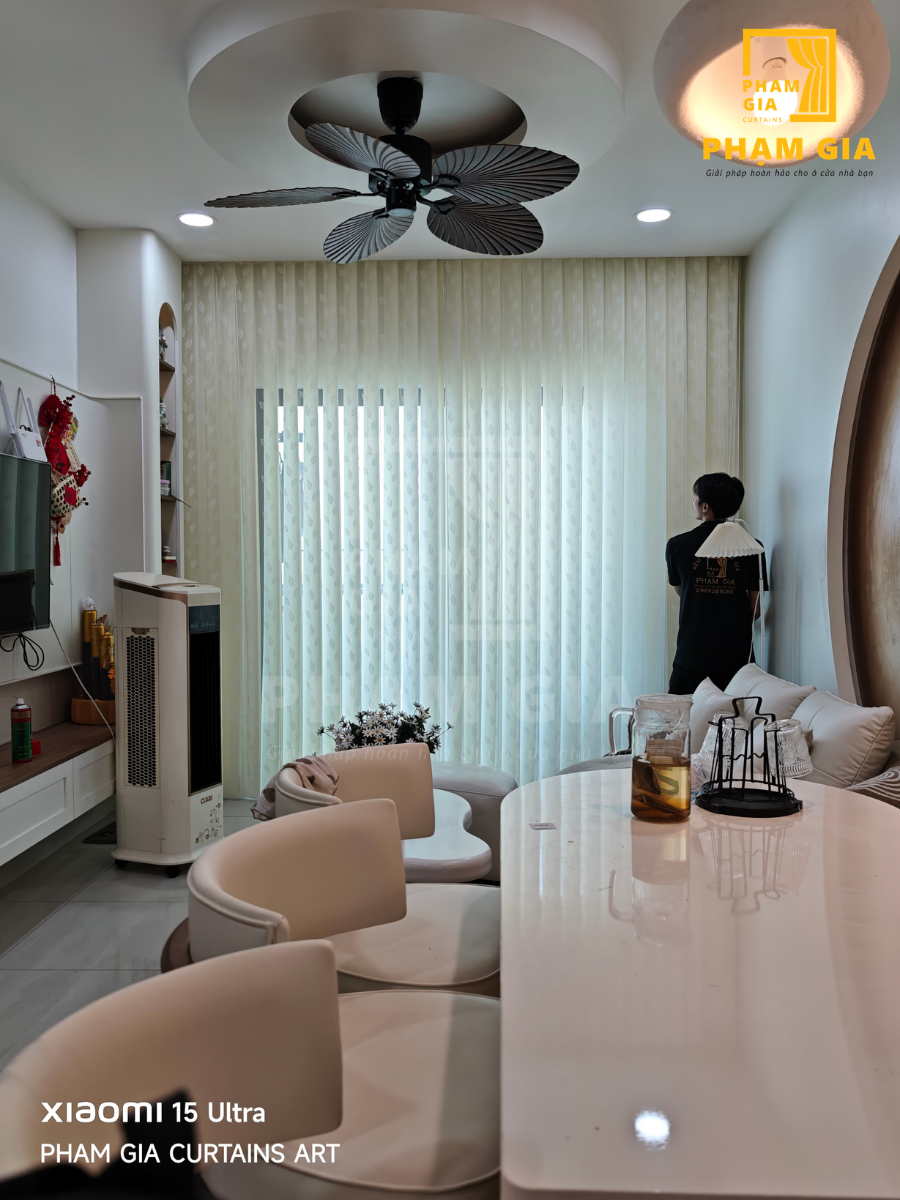 LẮP ĐẶT RÈM CẦU VỒNG VÀ RÈM VẢI TẠI HT PEARL APARTMENT