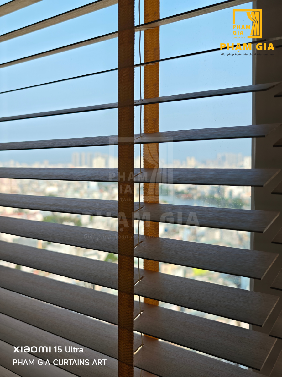 LẮP ĐẶT RÈM SÁO GỖ VÀ RÈM VẢI TẠI CHUNG CƯ GALAXY 9, SỐ 9 NGUYỄN KHOÁI, KHU PHỐ 6, PHƯỜNG VĨNH HỘI (QUẬN 4 CŨ), TP. HCM