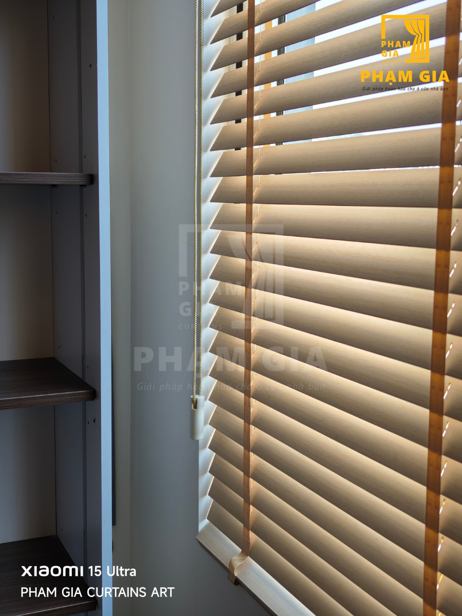 LẮP ĐẶT RÈM SÁO GỖ VÀ RÈM VẢI TẠI CHUNG CƯ GALAXY 9, SỐ 9 NGUYỄN KHOÁI, KHU PHỐ 6, PHƯỜNG VĨNH HỘI (QUẬN 4 CŨ), TP. HCM