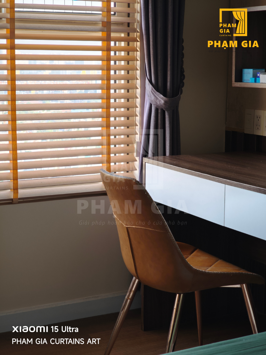 LẮP ĐẶT RÈM SÁO GỖ VÀ RÈM VẢI TẠI CHUNG CƯ GALAXY 9, SỐ 9 NGUYỄN KHOÁI, KHU PHỐ 6, PHƯỜNG VĨNH HỘI (QUẬN 4 CŨ), TP. HCM