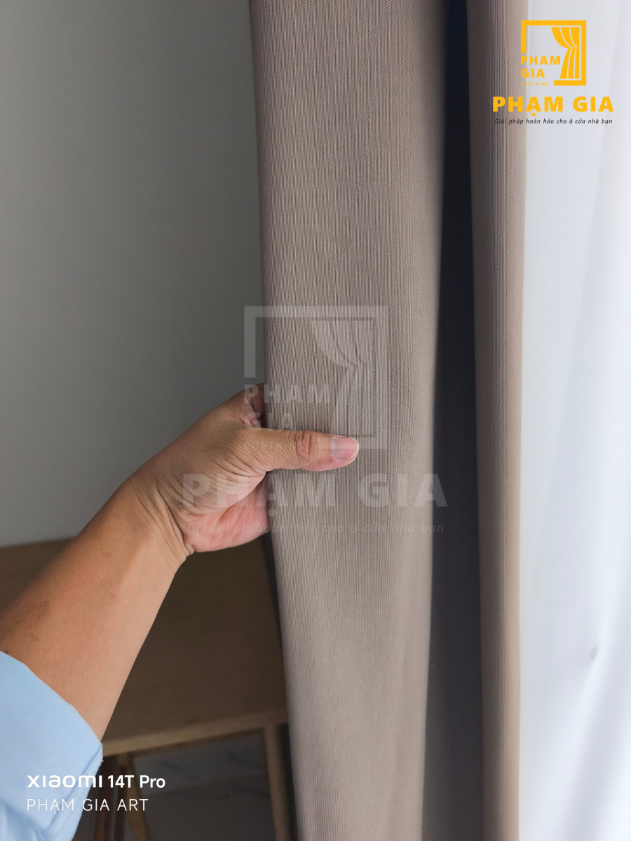 LẮP ĐẶT RÈM VẢI VÀ RÈM SÁO GỖ TẠI CHUNG CƯ OPUS ONE, TÒA OS5, VINHOMES GRAND PARK, QUẬN 9, TP.HCM