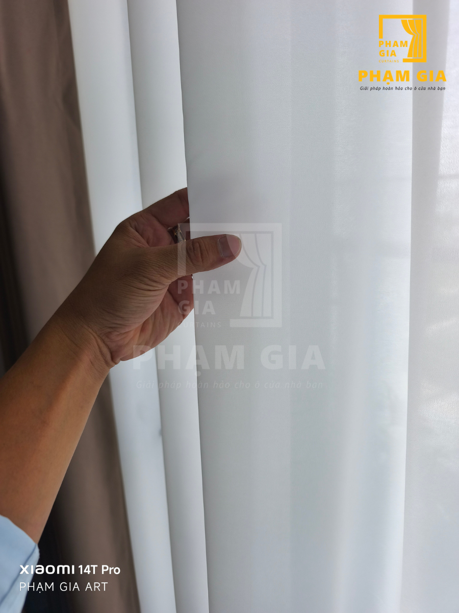 LẮP ĐẶT RÈM VẢI VÀ RÈM SÁO GỖ TẠI CHUNG CƯ OPUS ONE, TÒA OS5, VINHOMES GRAND PARK, QUẬN 9, TP.HCM