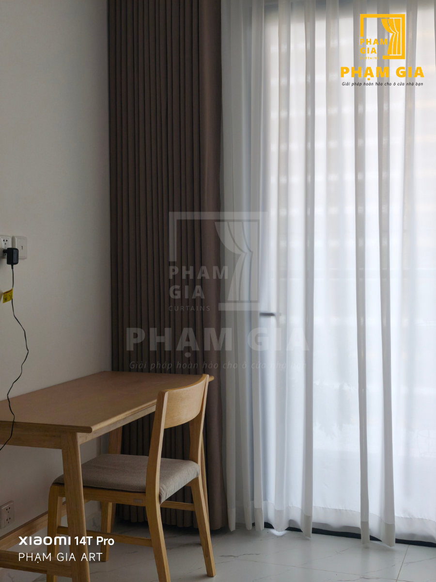 LẮP ĐẶT RÈM VẢI VÀ RÈM SÁO GỖ TẠI CHUNG CƯ OPUS ONE, TÒA OS5, VINHOMES GRAND PARK, QUẬN 9, TP.HCM